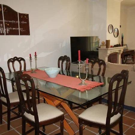 Casa Del Rey Amoreira (Leiria)